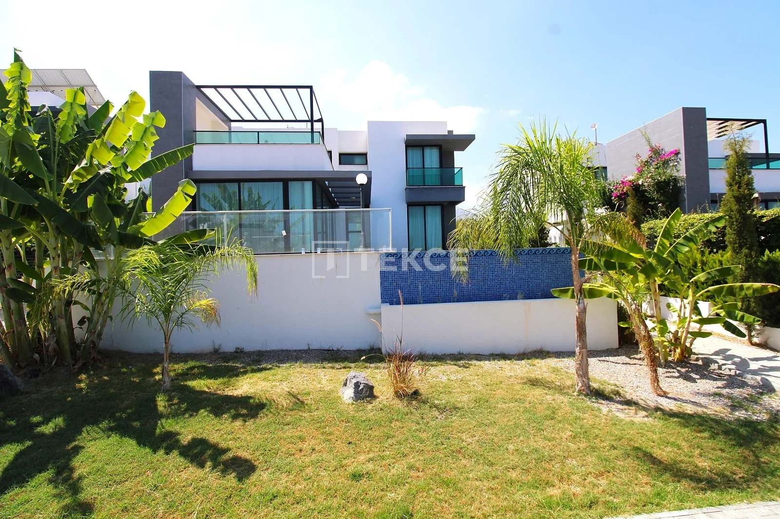 2 - vendita casa vista mare girne kyrenia cipro