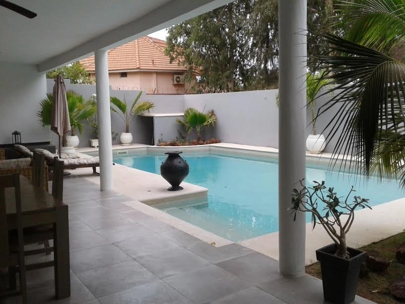 2 - vente maison plage à pied ngaparou thiès sénégal