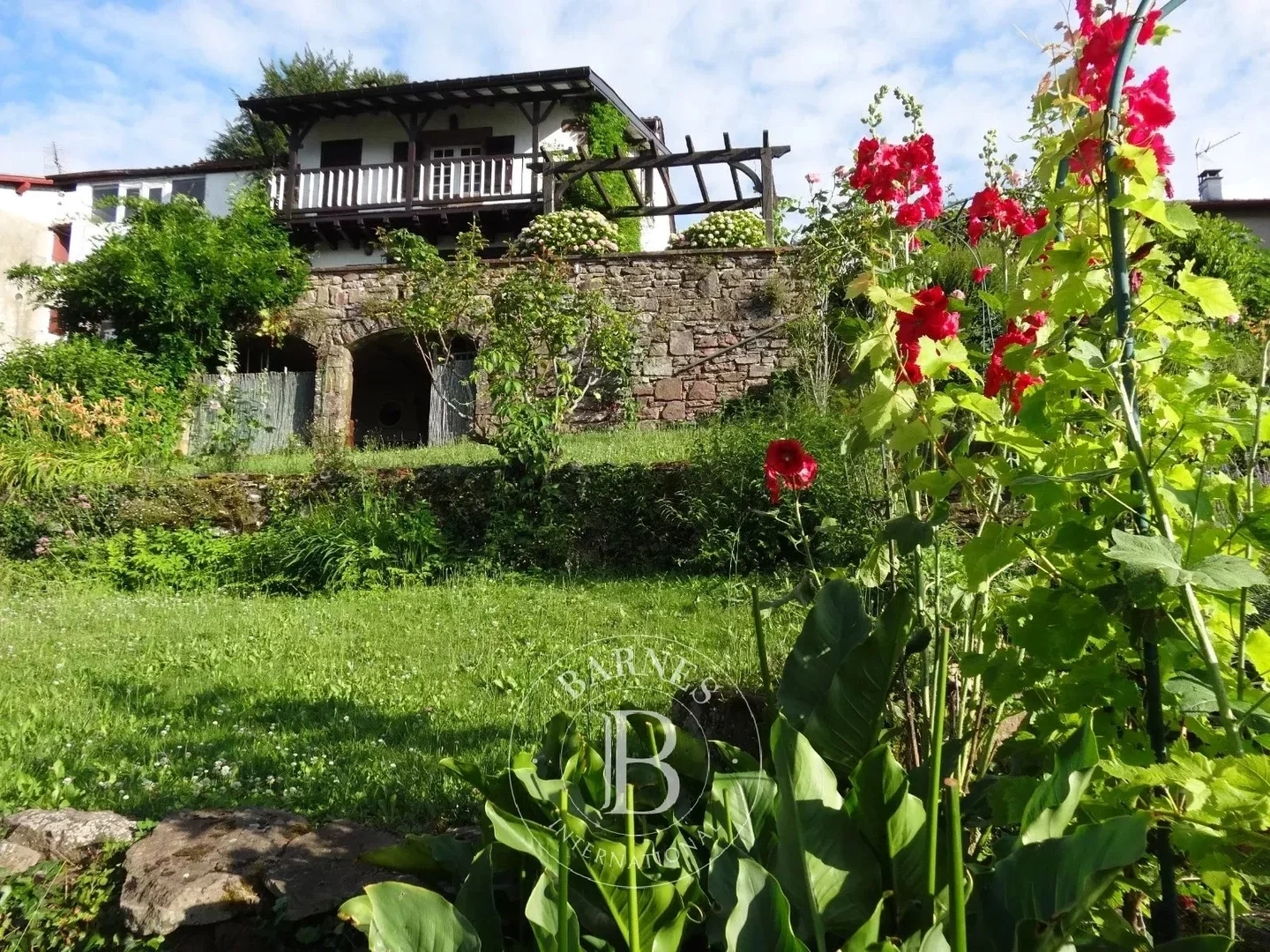 1 - verkoop huis saint-jean-pied-de-port pyrénées-atlantiques - côte basque frankrijk