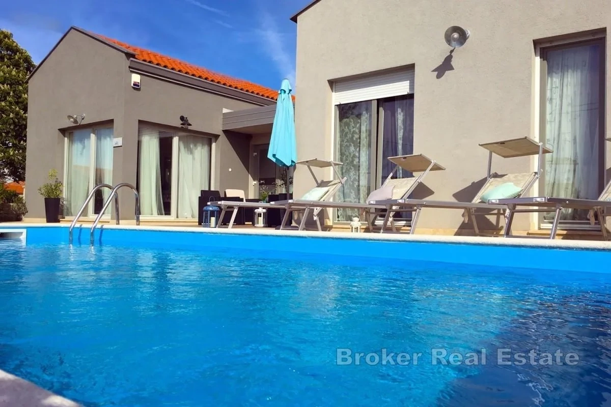 2 - vendita casa poreč istria croazia