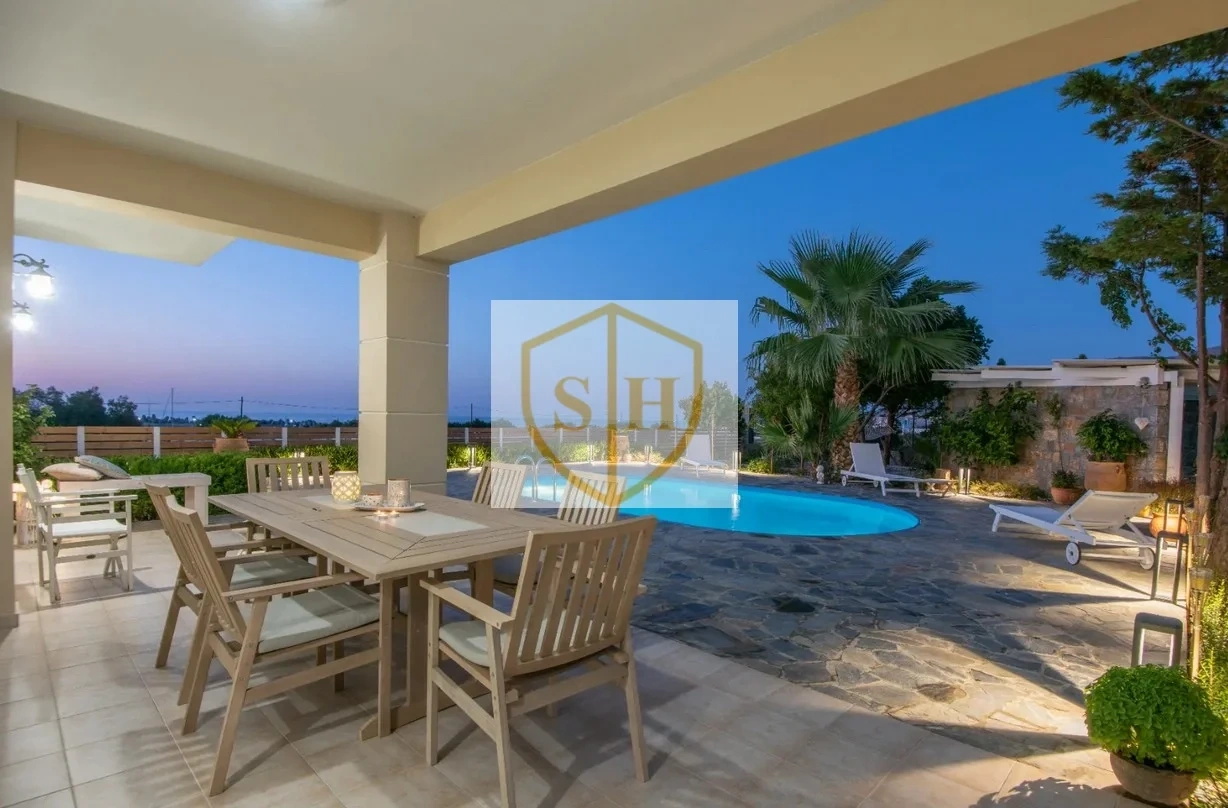 2 - venta casa vista al mar neapolis creta grecia