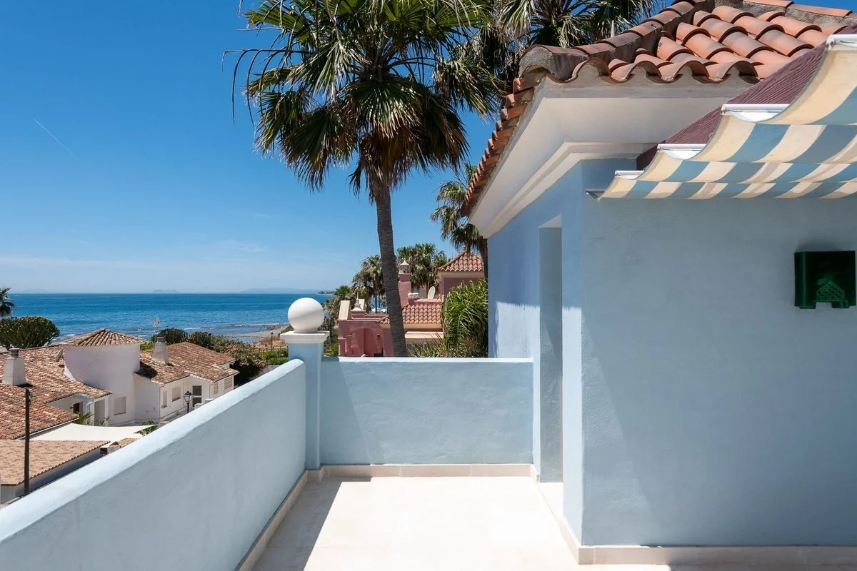2 - venta casa frente al mar cortijo blanco andalucía españa
