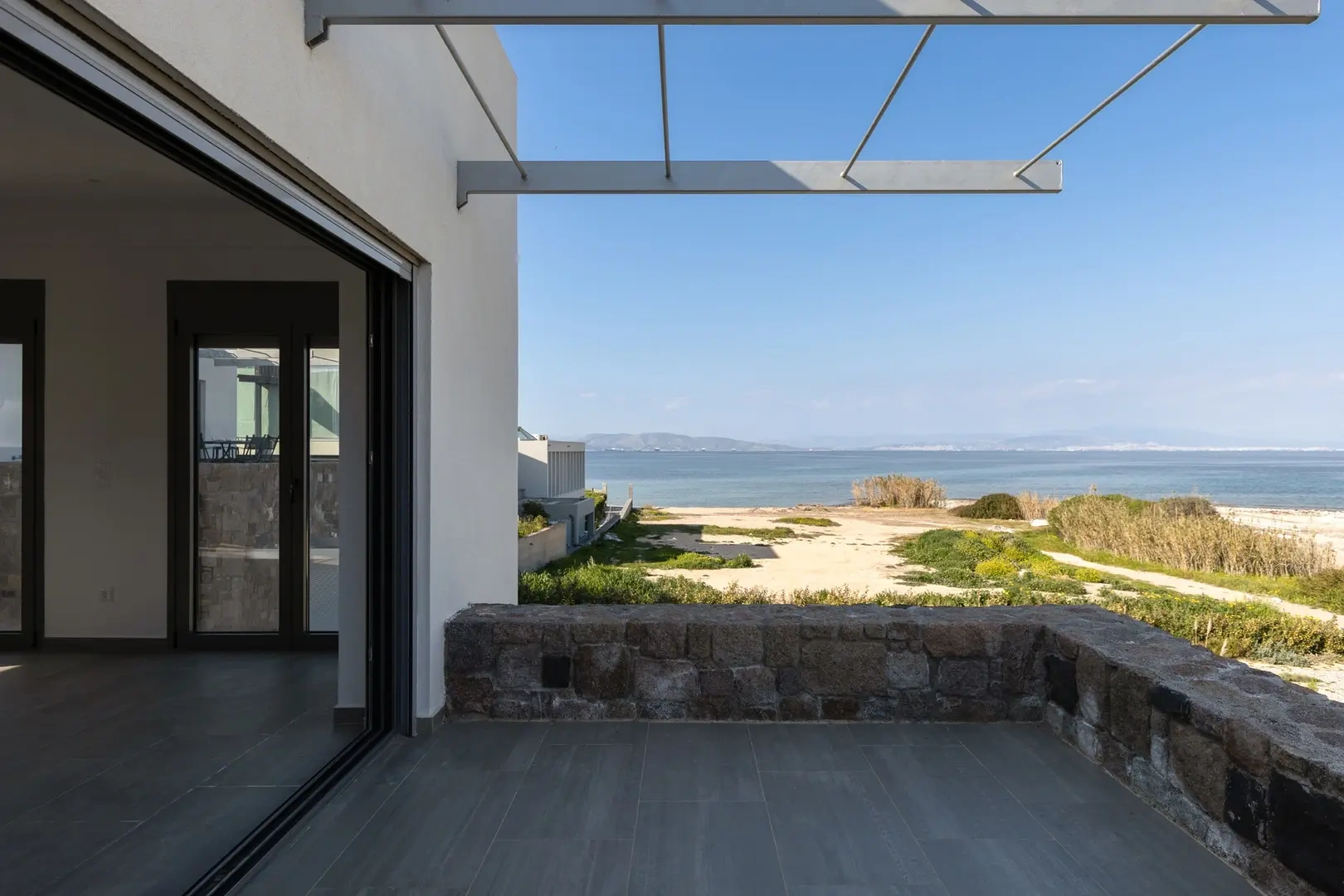 2 - venda apartamento frente ao mar aegina ática grécia