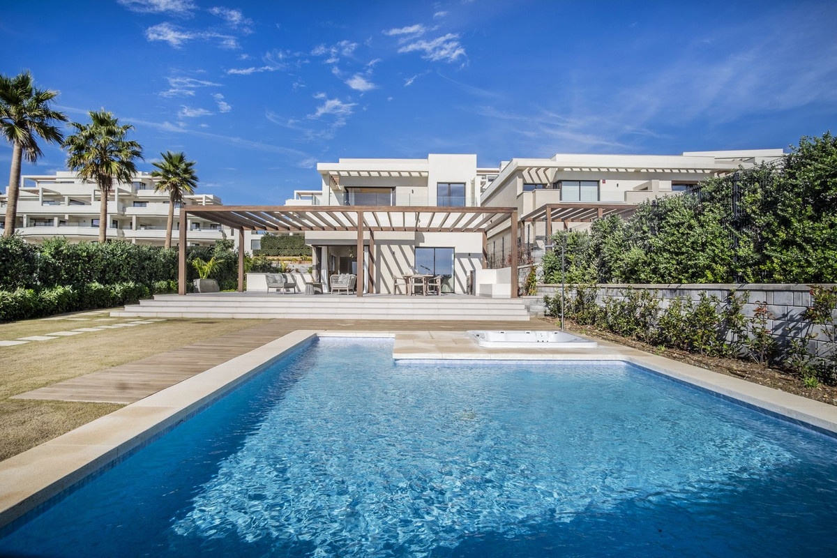 2 - verkoop huis aan het water estepona - costa del sol andalusië spanje