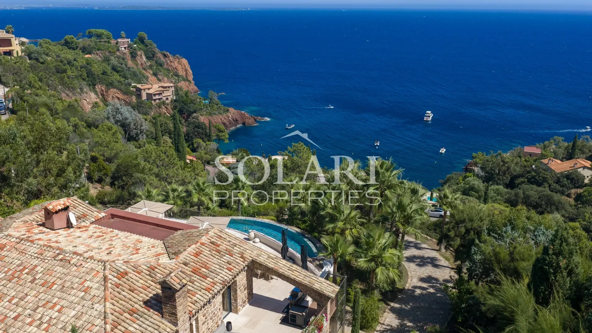 2 - sea view villa for vacation rentals in théoule-sur-mer alpes-maritimes france