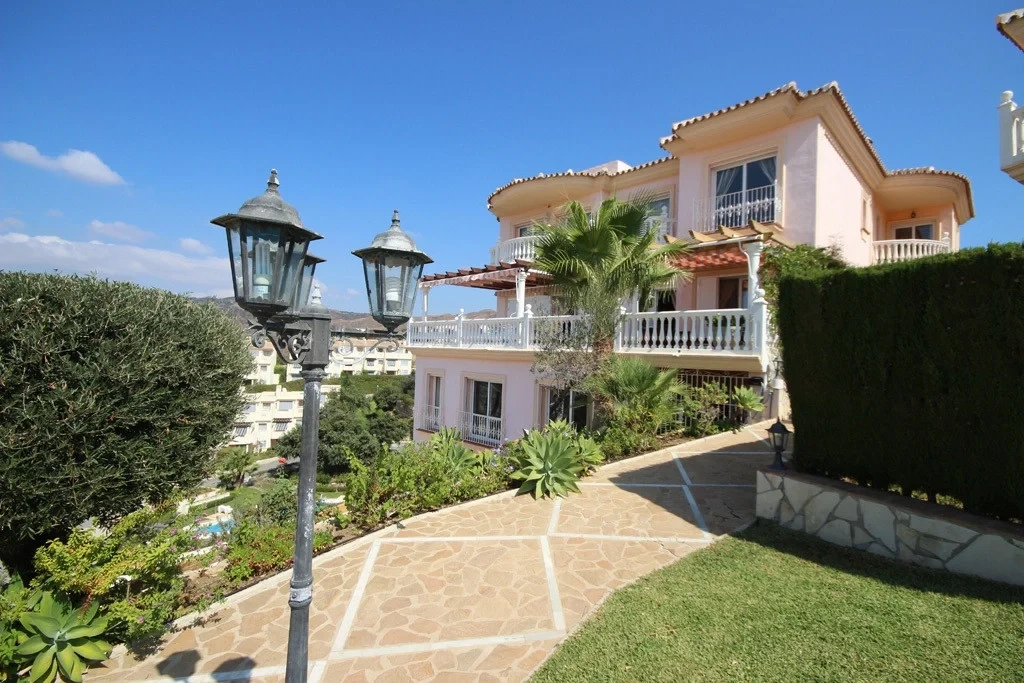 1 - venta casa artola andalucía españa