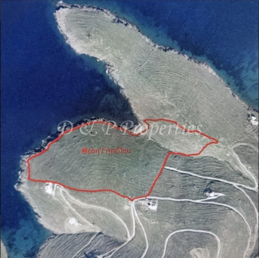 2 - vente terrain pieds dans l'eau kýthnos egée méridionale grèce