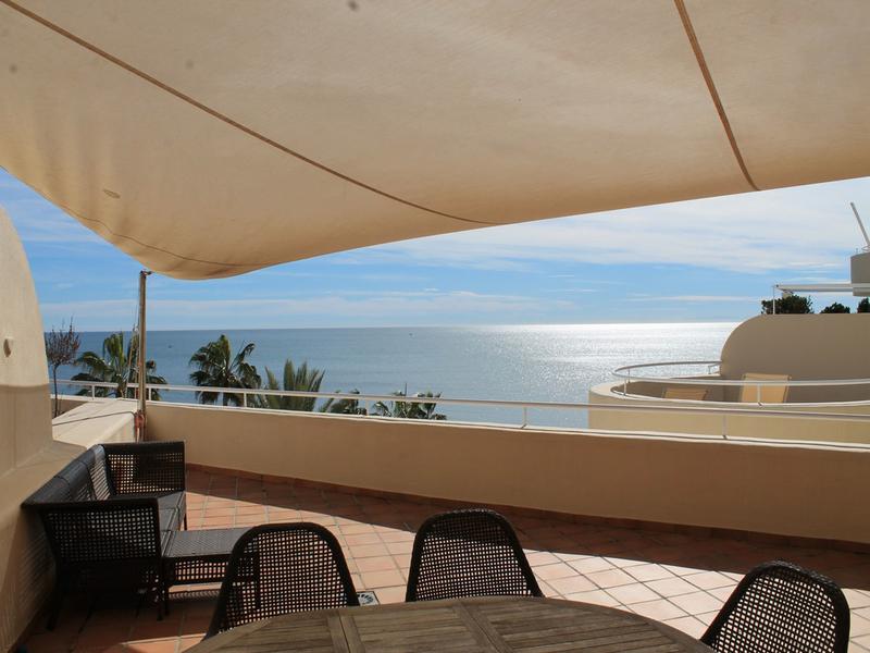 Apartment for sale in Estepona Costa del sol of 228 m²