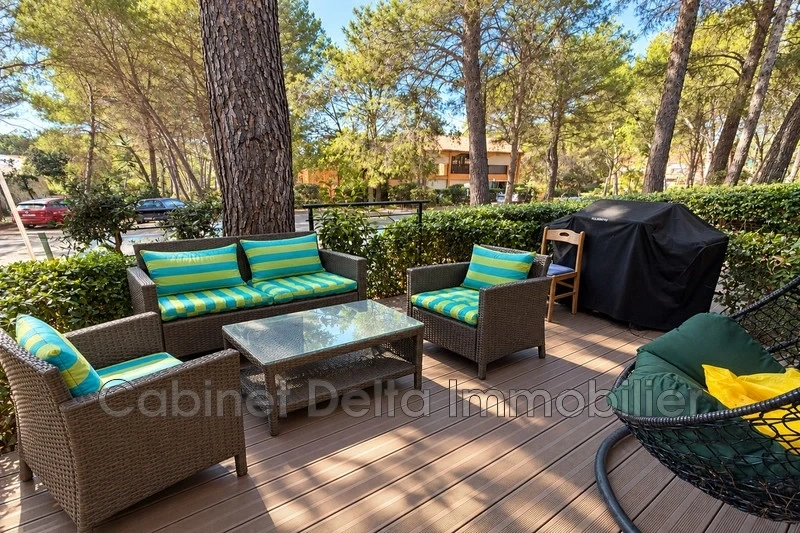 1 - beach walk apartment for sale in sanary sur mer var france