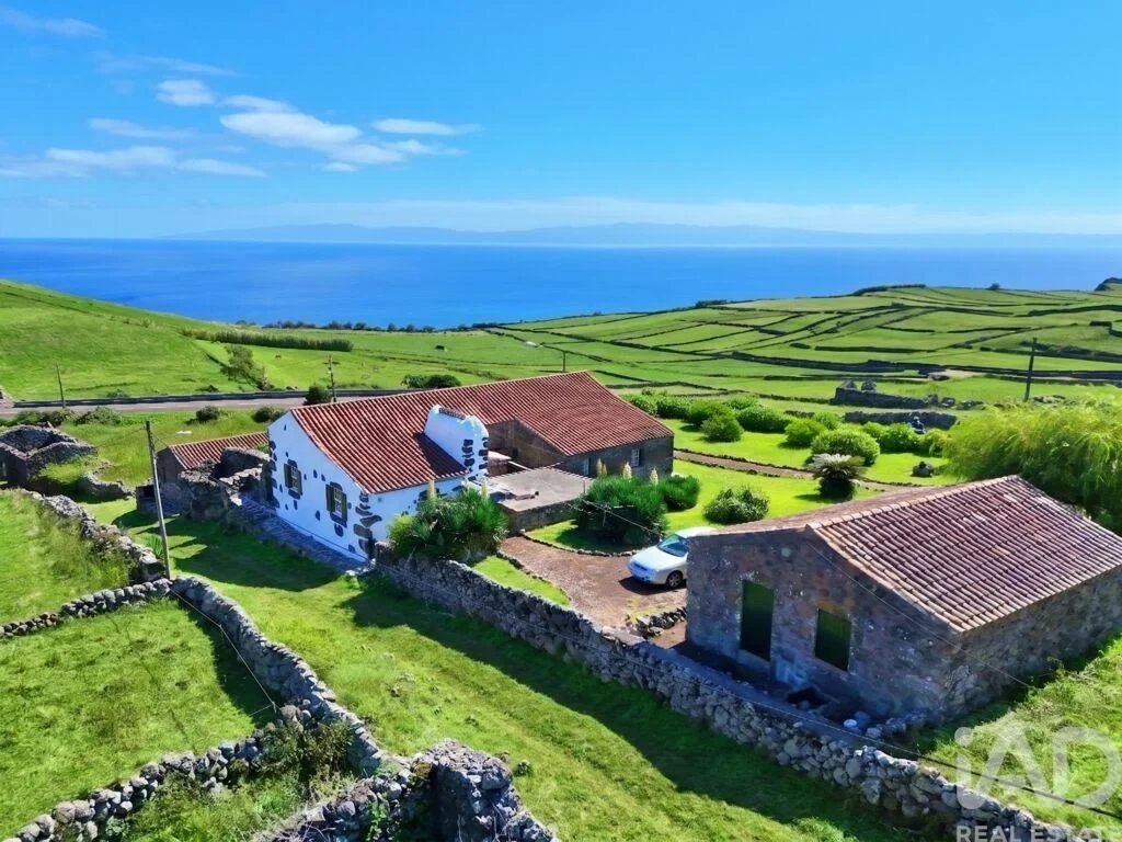 2 - venda villa santa cruz da graciosa os açores portugal