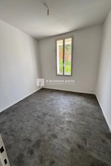 2 - apartment for sale in toulon var france