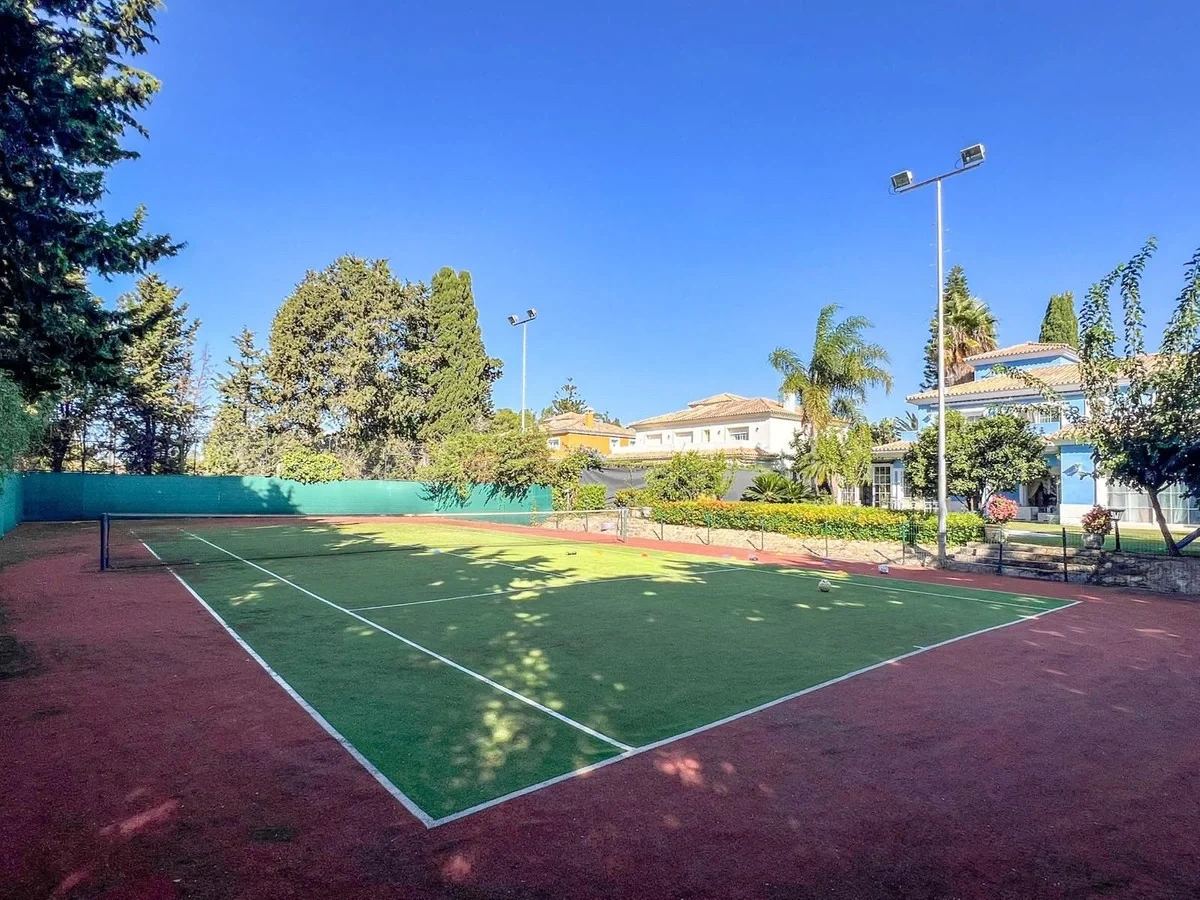 2 - beach walk house for sale in san pedro de alcántara andalusia spain