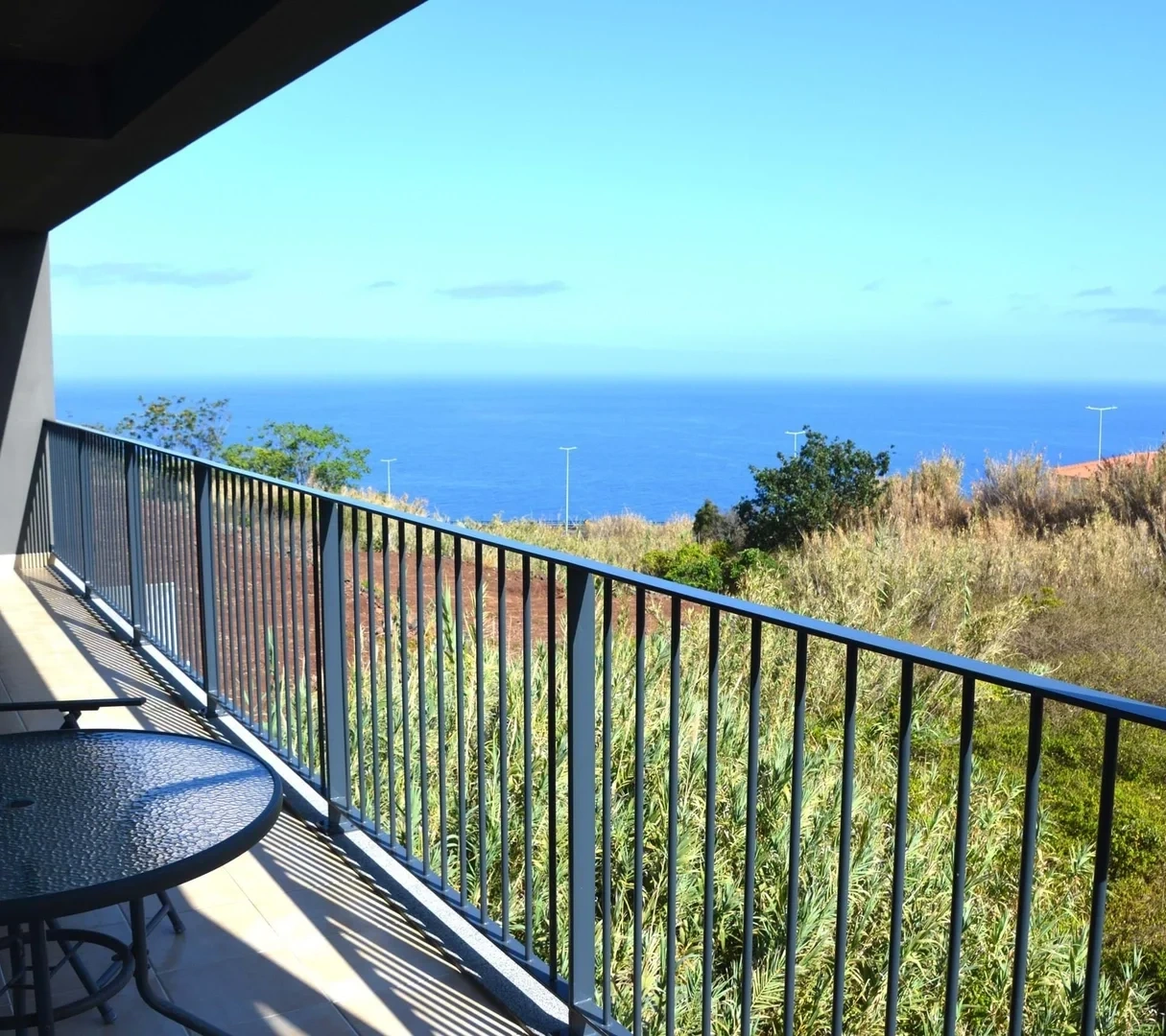 2 - vakantiewoningen te huur appartement aan het water caniço madeira portugal