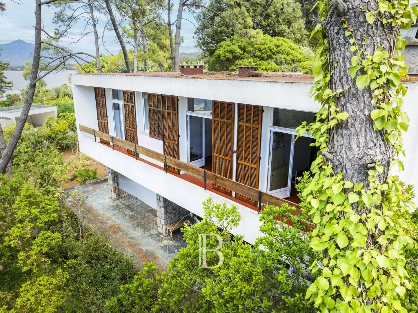 2 - vendita villa vista mare porticcio corsica del sud francia