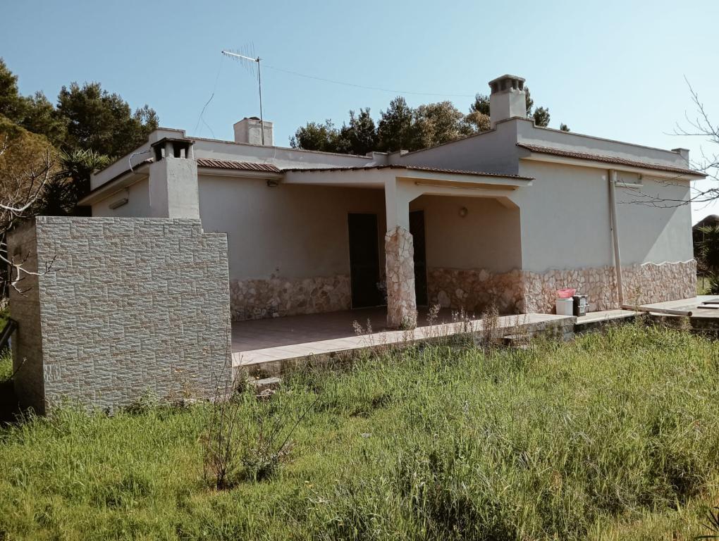 2 - venda casa a praia ao pé torricella apulia itália