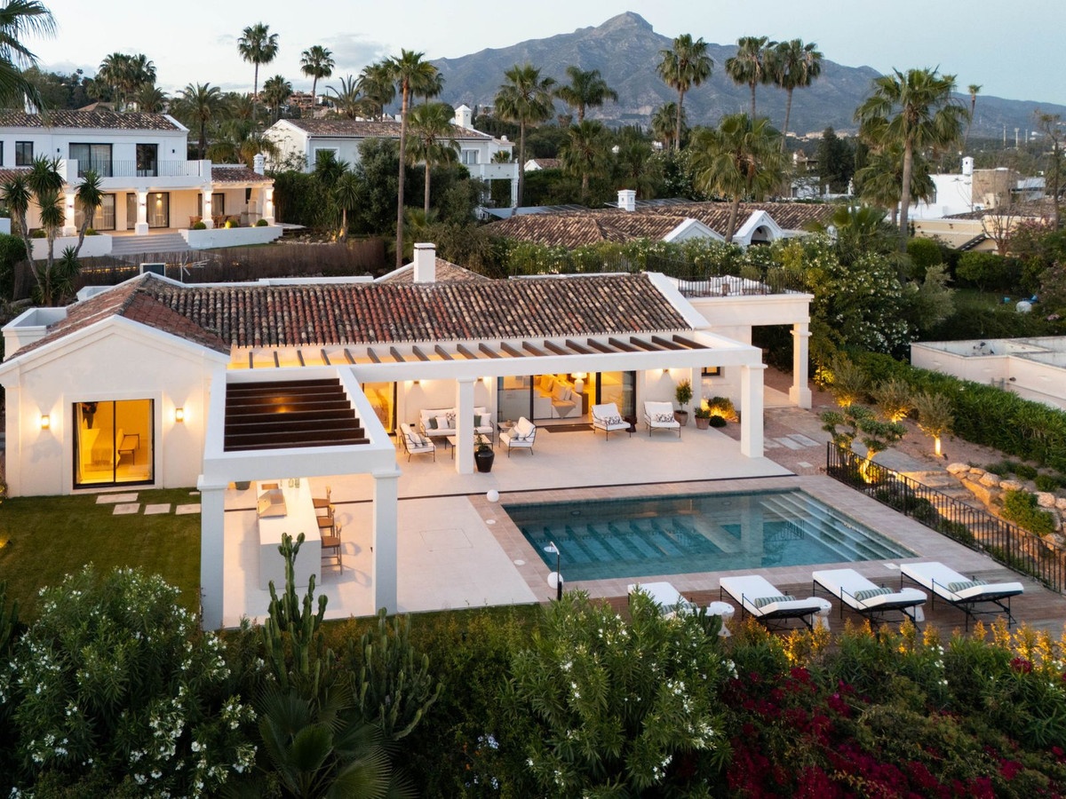 2 - vente maison vue mer nueva andalucia andalousie espagne