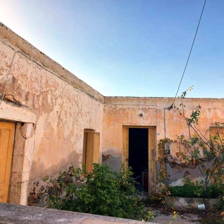 2 - venda casa palaíkastro creta grécia