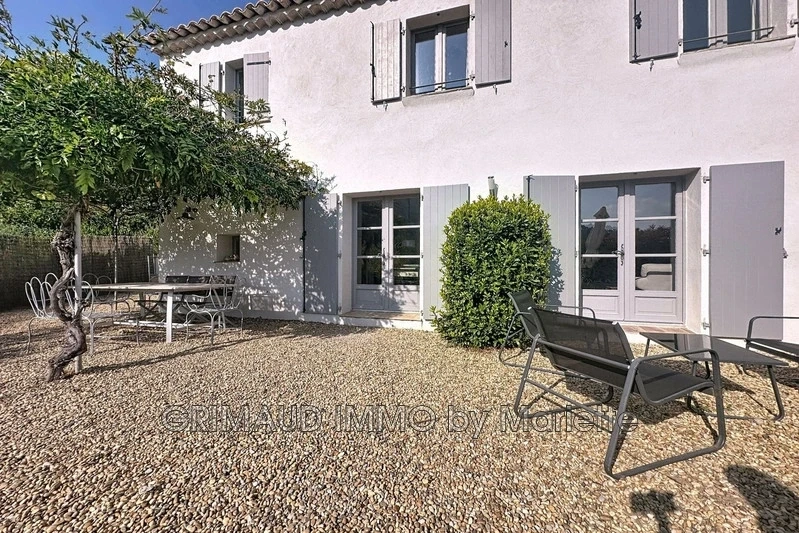1 - venta casa grimaud var francia