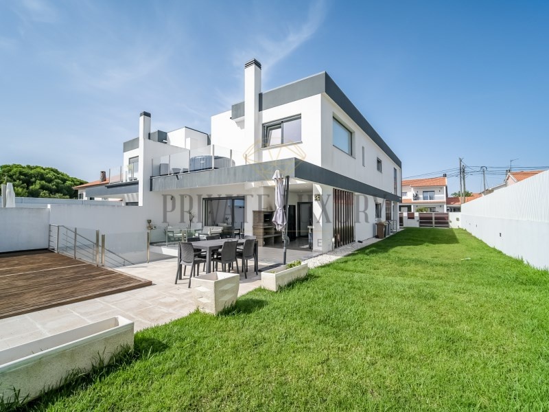 1 - house for sale in corroios lisbon region portugal