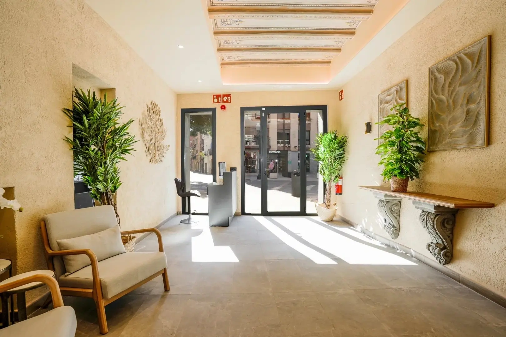 2 - venda espaço comercial sant feliu de guixols catalunha espanha