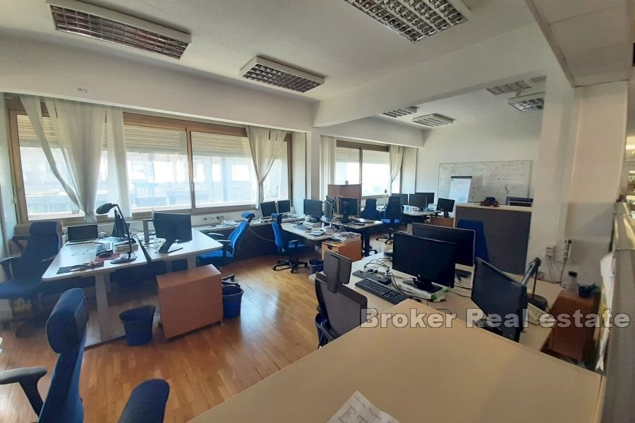 1 - venta comercio a pie de playa split split-dalmacia croacia