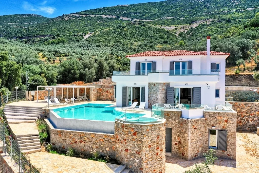 2 - vente villa palaiá epídavros péloponnèse grèce