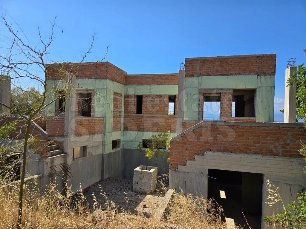 2 - venda casa frente ao mar loutráki peloponeso grécia