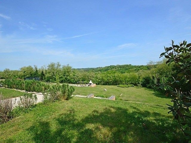 2 - vendita proprietà vista mare motovun istria croazia