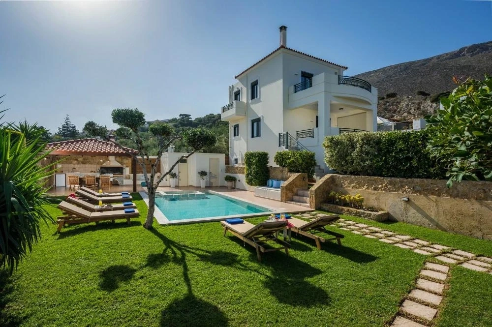 2 - vente maison vue mer afráta crète grèce