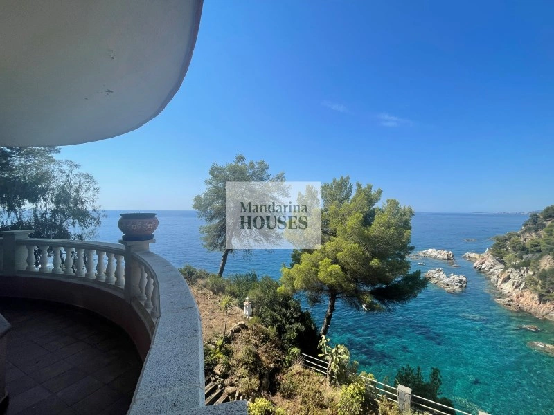 1 - sea view house for sale in canyelles catalonia spain
