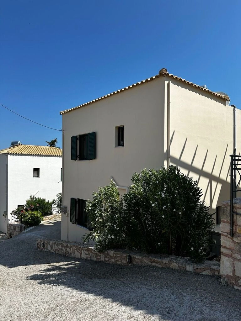 2 - sea view apartment for sale in aspro crete greece