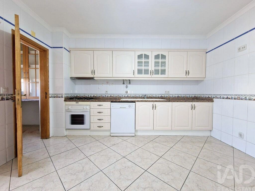 1 - apartment for sale in quelfes algarve portugal