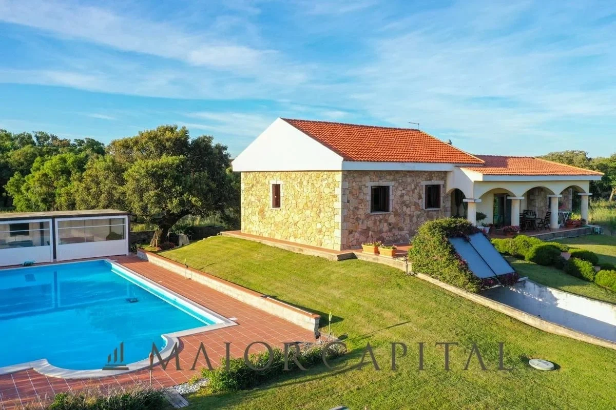 2 - vente maison telti sardaigne italie