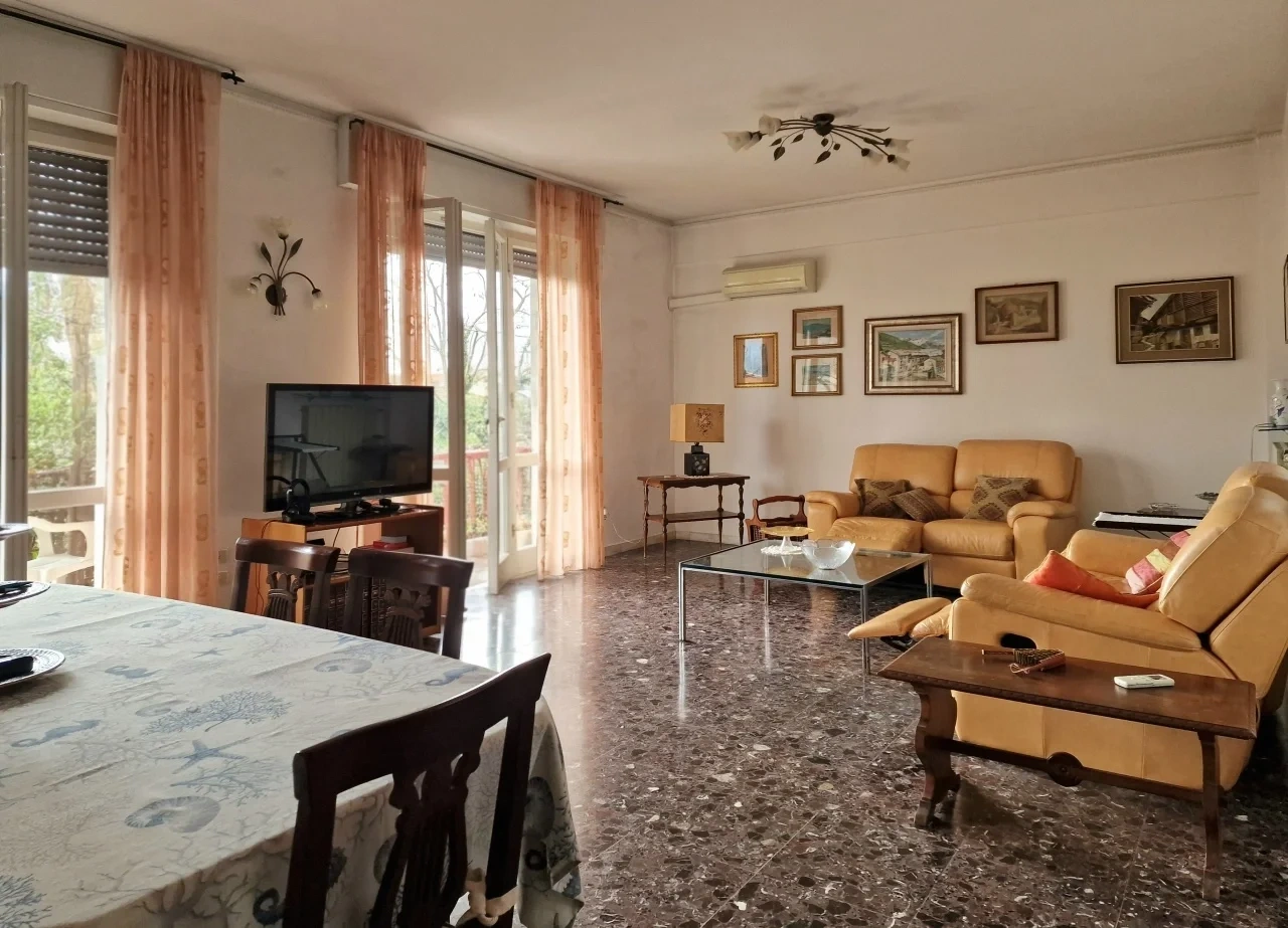 2 - beach walk apartment for sale in massa tuscany italy