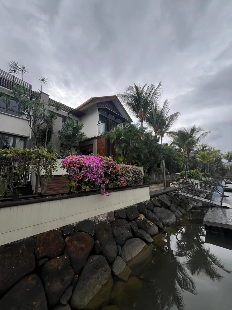 1 - verkoop huis aan het water black river rivière noire mauritius
