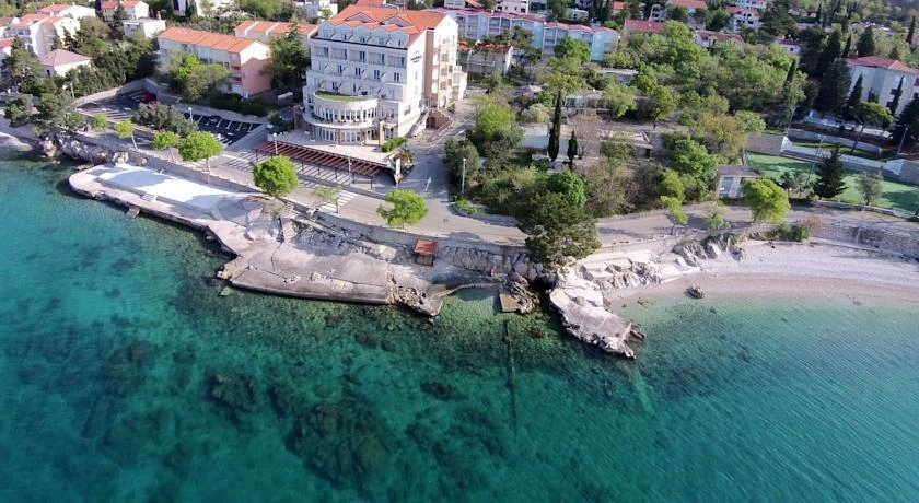 1 - venda espaço comercial frente ao mar rijeka primorje-gorski kotar croácia