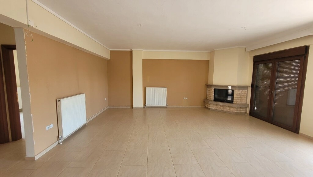 2 - venta apartamento a pie de playa peraía macedonia central grecia