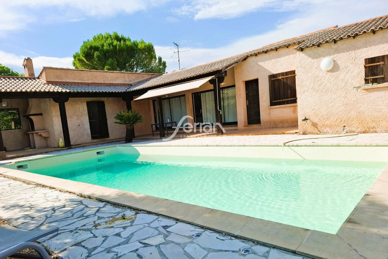 2 - venda casa lorgues var frança
