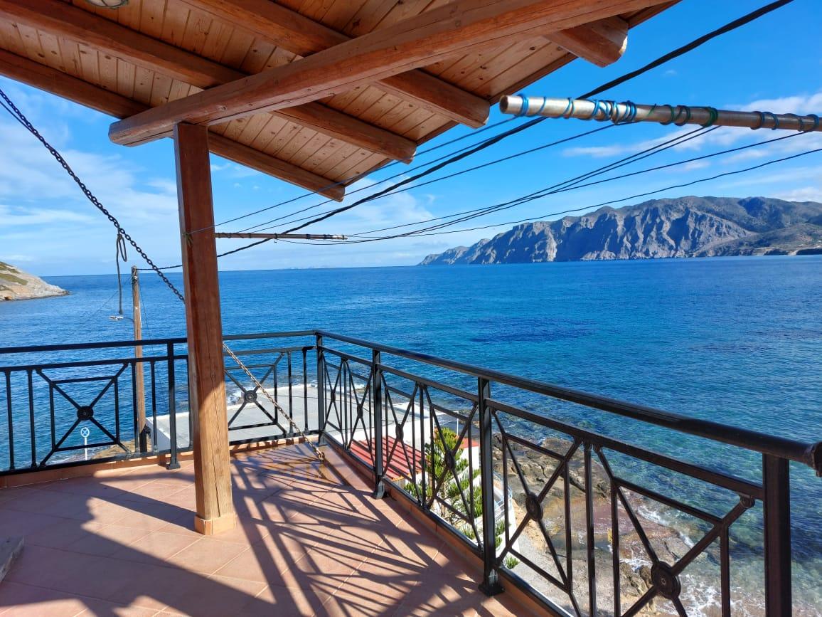 2 - venda apartamento frente ao mar mókhlos creta grécia