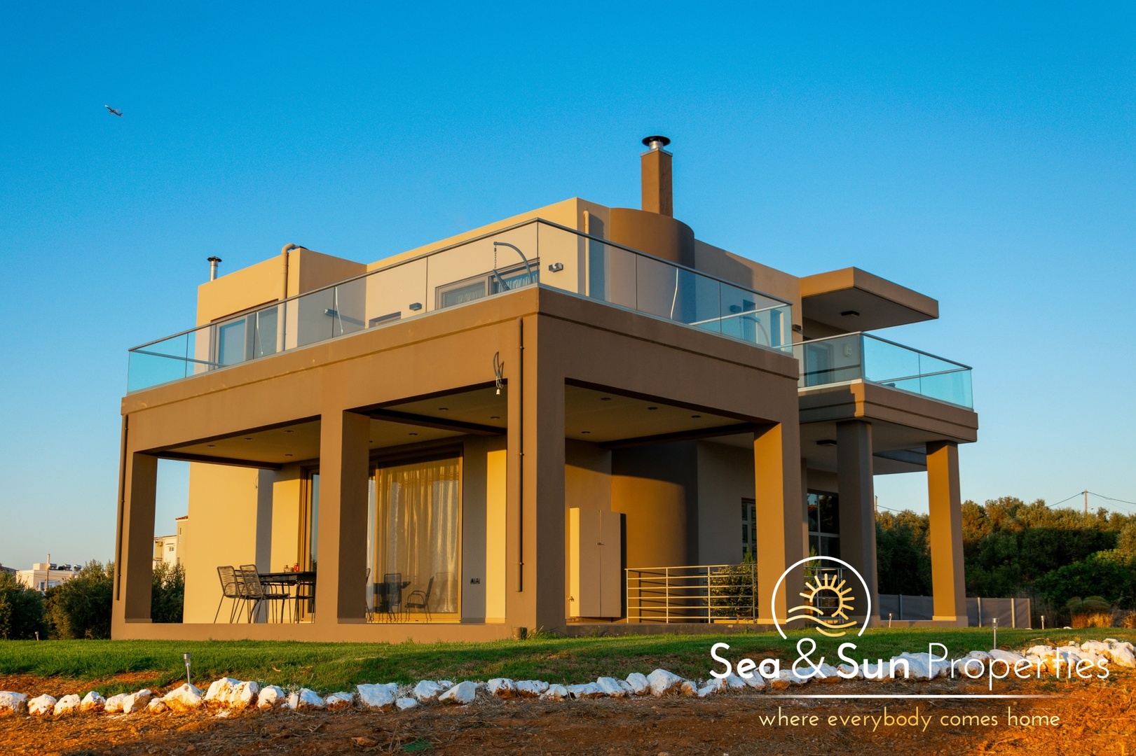 1 - waterfront house for sale in akrotiri crete greece