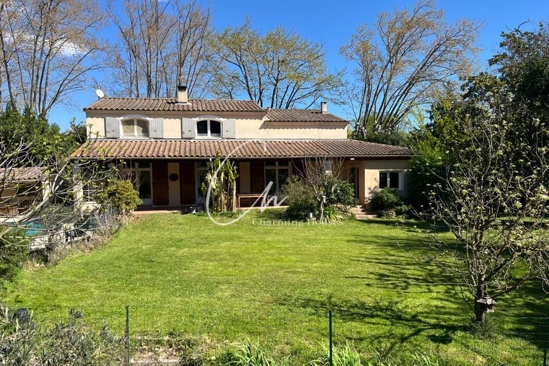 1 - vendita casa paradou bocche del rodano francia