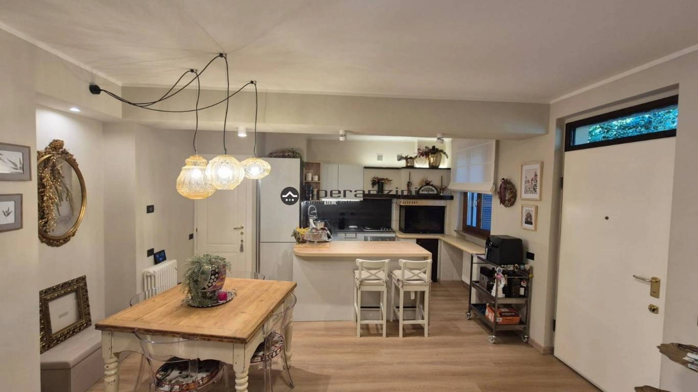 2 - продажа квартира fossombrone марке италия