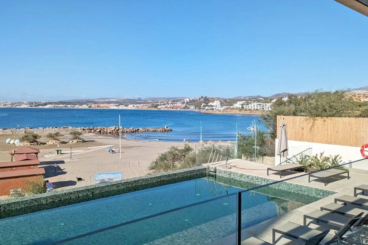 2 - venta apartamento a pie de playa estepona - costa del sol andalucía españa