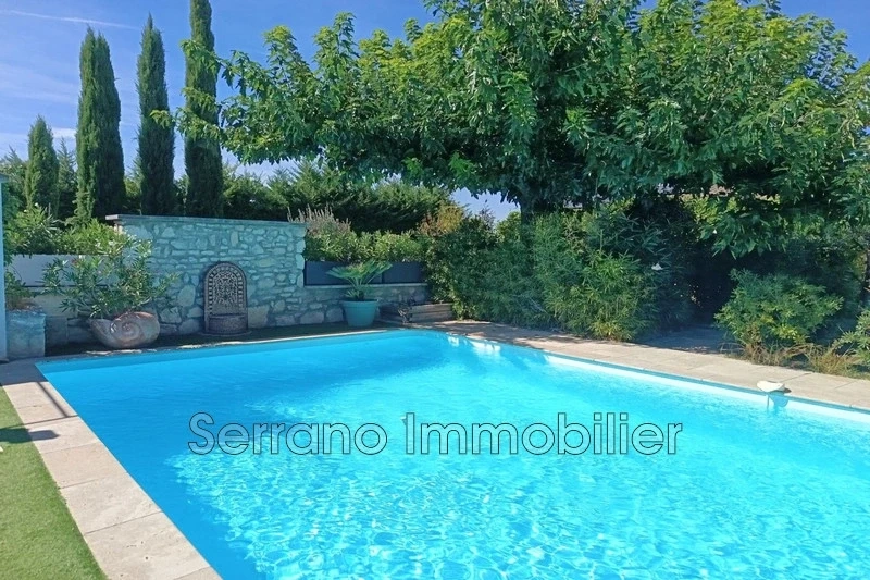 2 - house for sale in eyragues bouches-du-rhône france