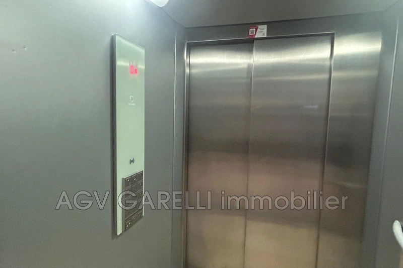 2 - apartment for sale in toulon var france