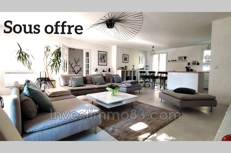 1 - venta casa garéoult var francia