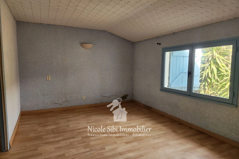 2 - house for sale in ille-sur-têt pyrénées-orientales france