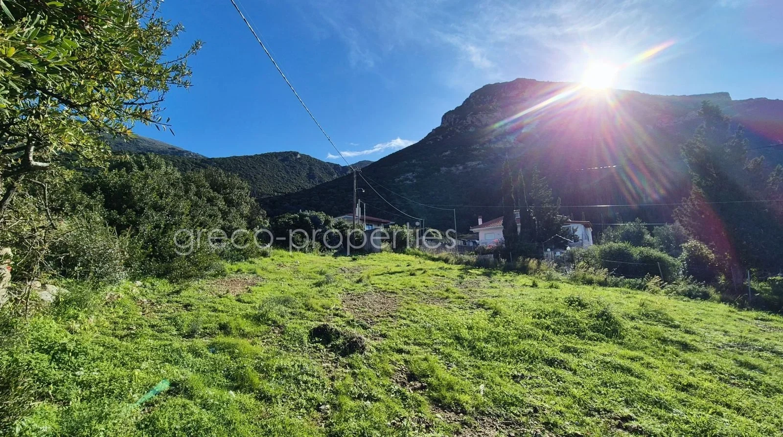 1 - venta terreno vista al mar kyparissía peloponeso grecia