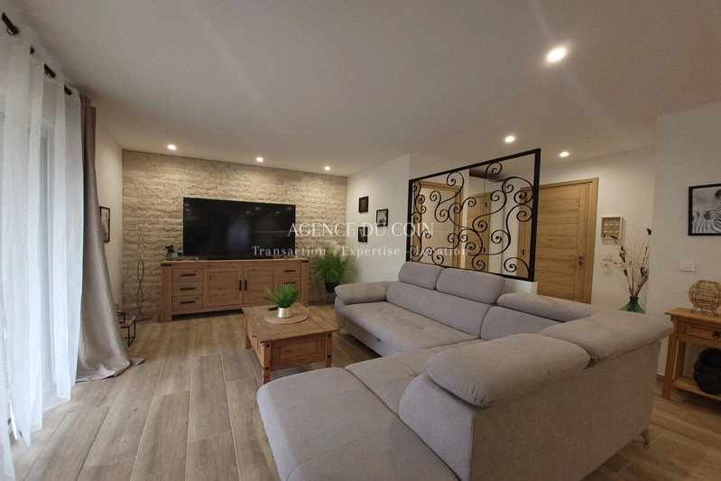 2 - house for sale in le thoronet var france