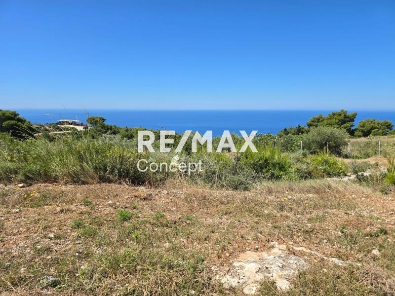 Terreno vista mare di 1 955 m²
